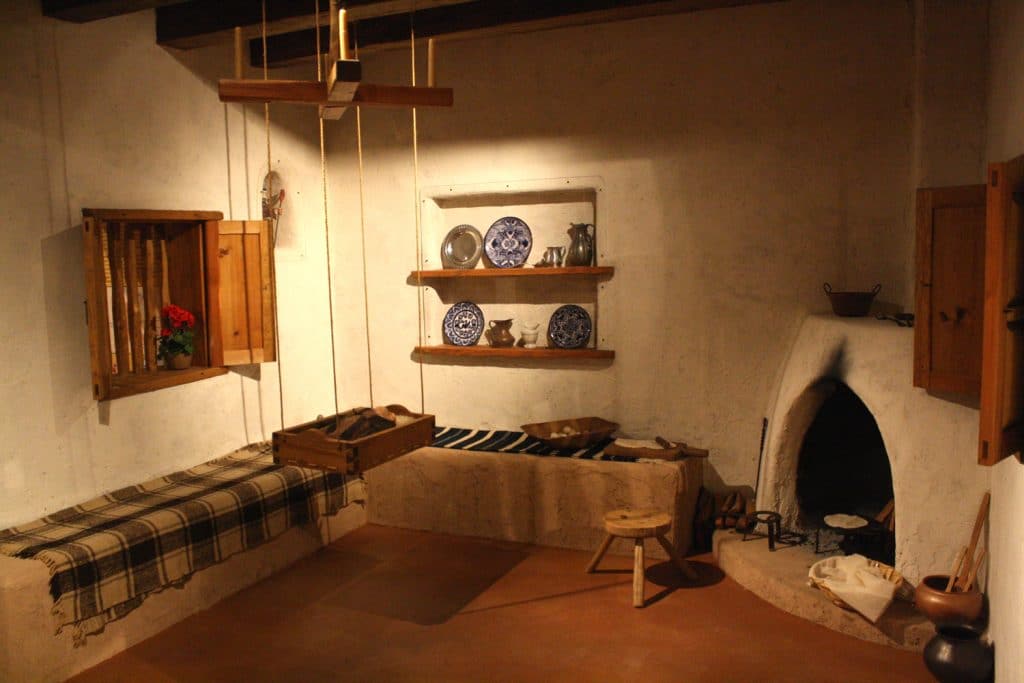 ColonialHome1-1024x683